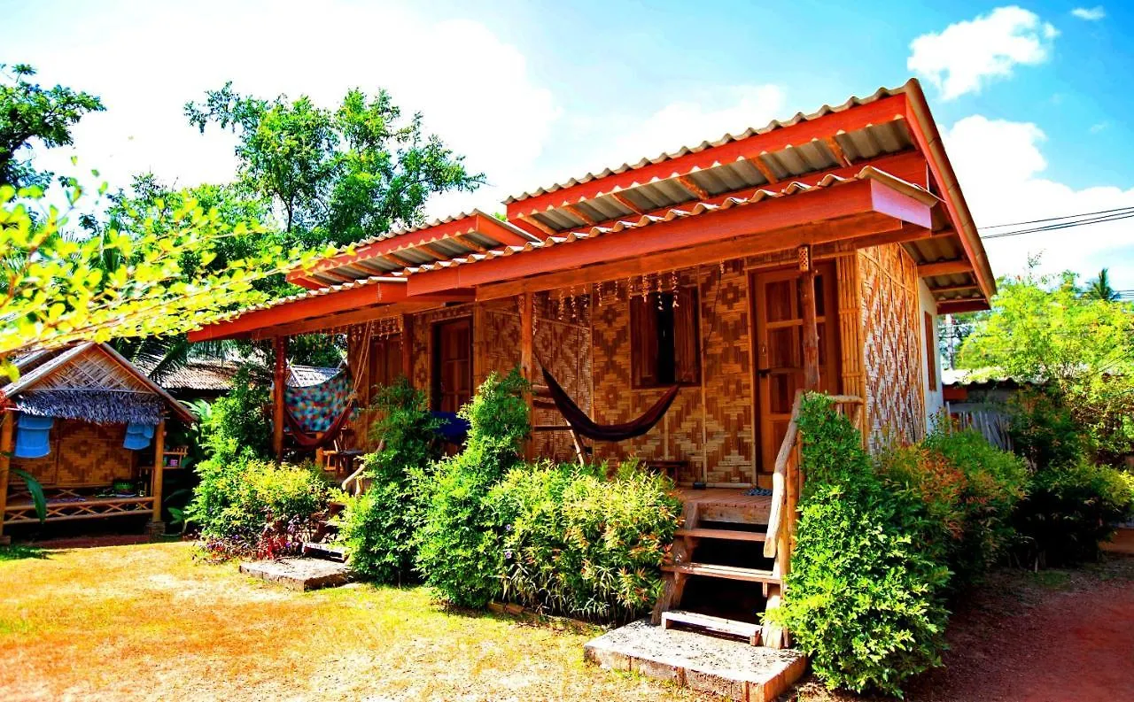 O K Chawkoh Bungalow Ko Lanta Thailand