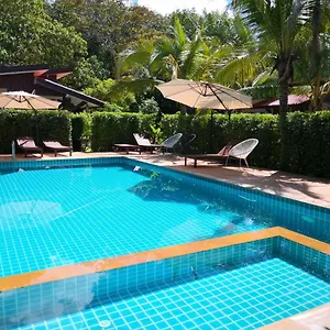 Baan Suan Rim Klong Koh Lanta