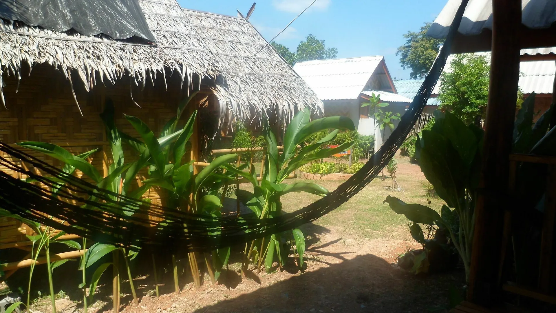 O K Chawkoh Bungalow Ko Lanta 2*,