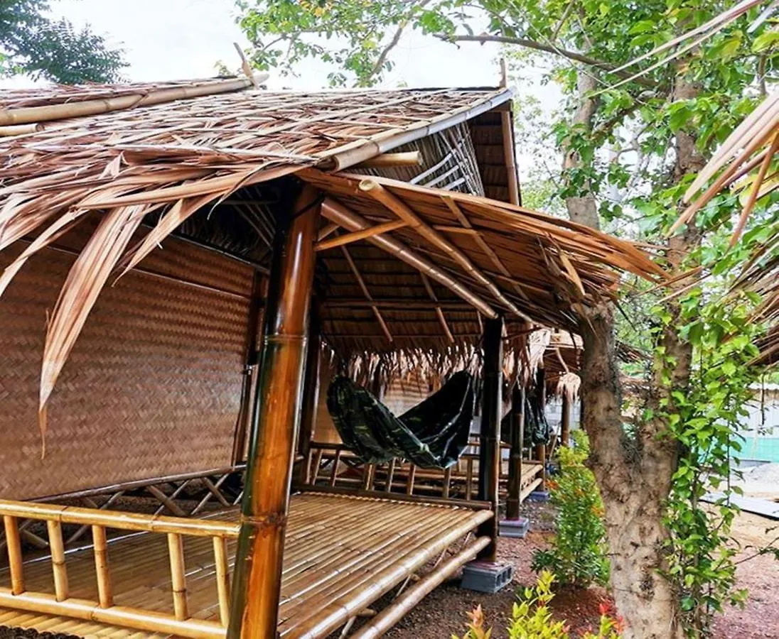O K Chawkoh Bungalow Ko Lanta 2*,  Thaïlande