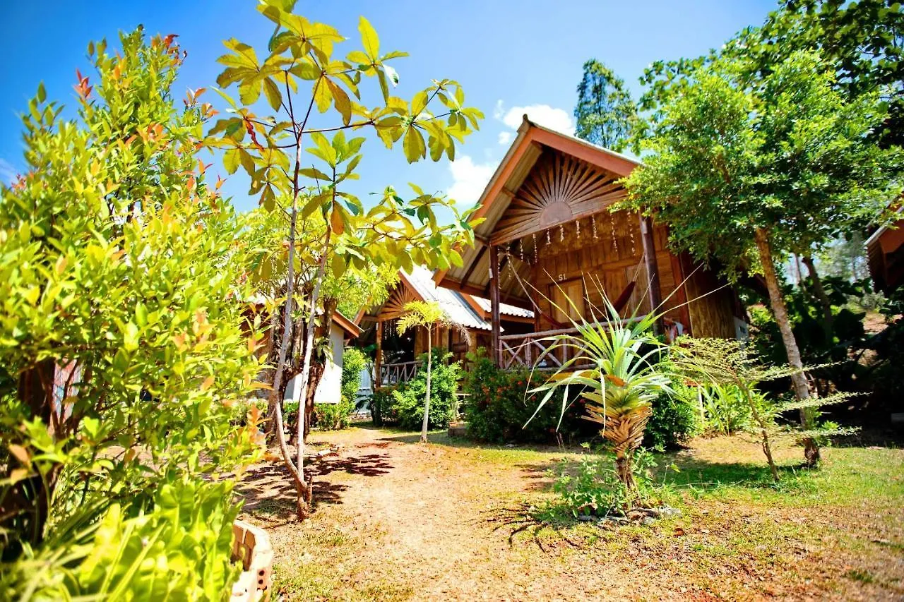 O K Chawkoh Bungalow Ko Lanta